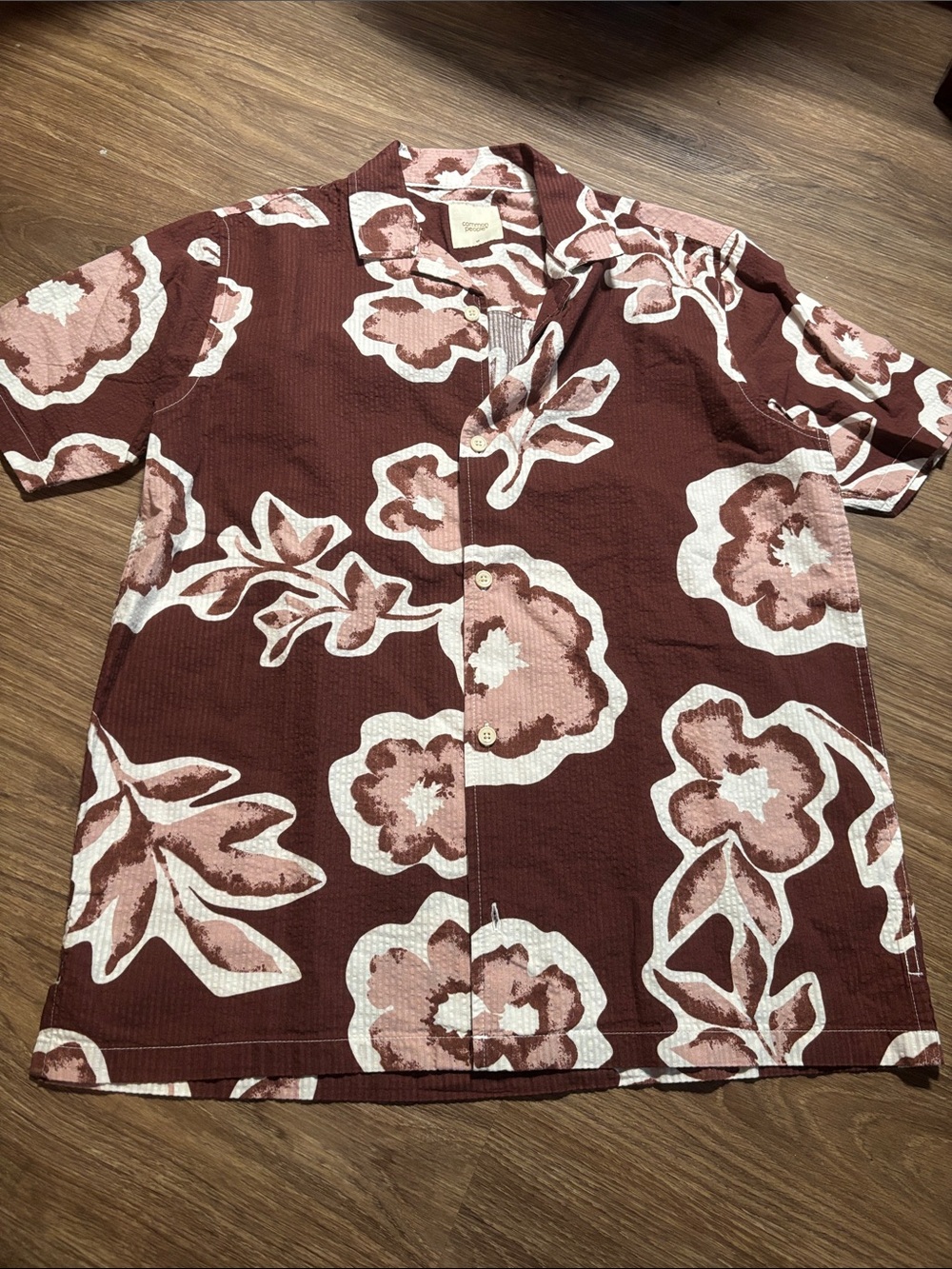 NWT Men's Common People Floral Short-Sleeve Button Shirt - Maroon/Pink M